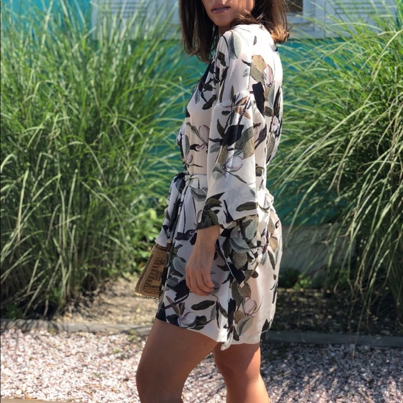 🆕Maryann Floral Leaf Tropical Print Kimono Dress - Picture 7 of 8